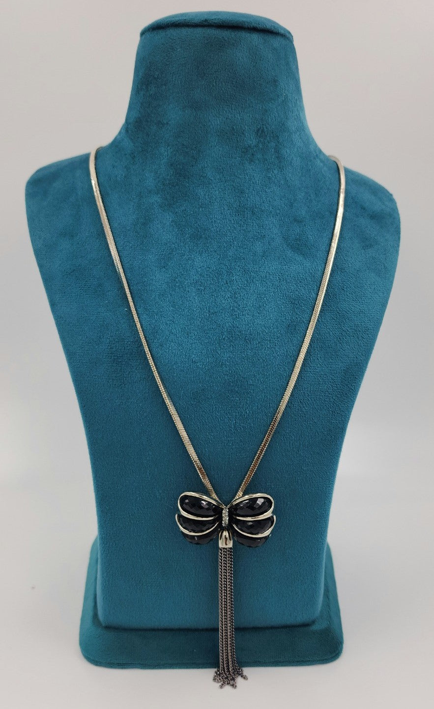 Boho-style artistic necklace for women under ₹999